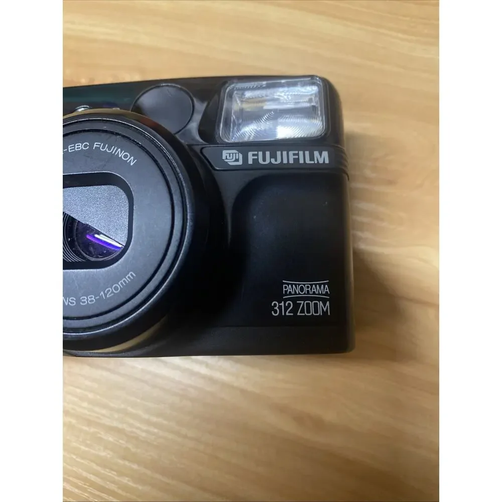 FUJIFILM Discovery 312 Zoom Date 35mm Point & Shoot Film Camera PARTS READ DISC